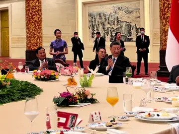 It was an honor to sing in front of President of The People’s Republic of China Xi Jinping, I sang one of the favorite songs of the elected Indonesian President Prabowo Subianto, “Ge Chang Zu Guo” 歌唱祖国, a song that tells about the spirit of struggle, love peace and love the motherland. 📍The Great Hall of the People, Beijing, China 🇨🇳 