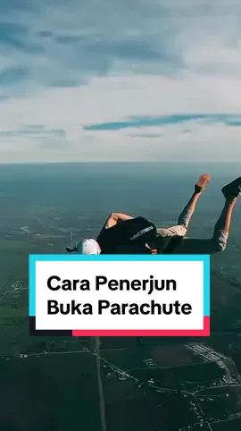 Cara seorang skydiver buka payung terjunnya di udara.#janggutvat69 #terjunpayung #skydiving #terjunbebas #beritatiktok 
