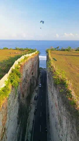 Paragliding di Pantai Tanah Barak Bali #bali #baliislandofgod 