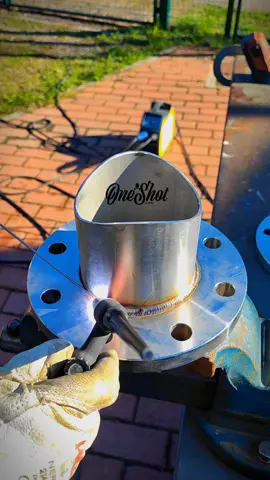#weld #welding #weldingtiktok #welder #tig #pipe #pipeline #inoxtag #work #passion #italia #fyp #foryou #foryoupage #oneshotmuso 