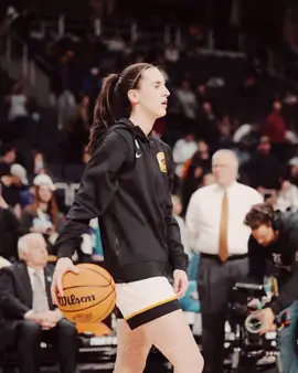 THE GOAT #caitlinclark #caitlinclarkedits #iowa #lsu #angelreese #ncaa #WNBA #wbb #NBA #MarchMadness #womensbasketball #basketball #basketballedit 