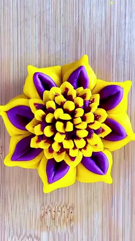 How much do you know about such a beautiful handmade steamed bun?#foryou #usa #fly #tiktok #DIY #food #buns #flour 