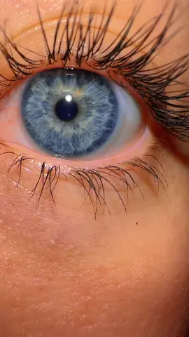 Blind in my left eye now but its okay it was worth it #eyetrend #closeup #blueeyes 