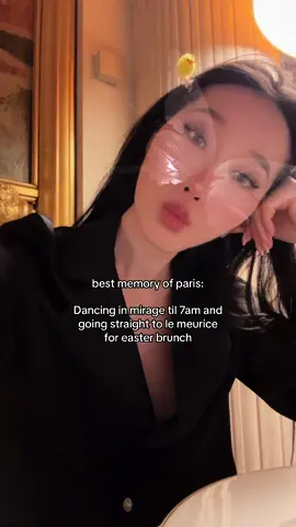 I tasted alcohol in everything. But thats called memories #lemeurice #lemeuricecedricgrolet #lemeuricebrunch #paris #parisienne #parisgirl #paristrip 