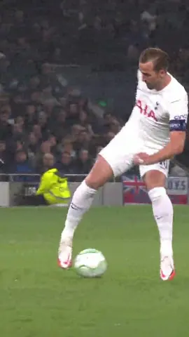 Harry Kane skill 🥵🥵 #ConferenceLeague 