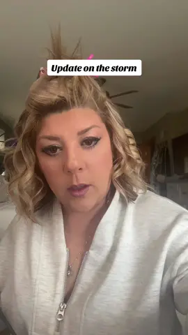 Update on the storm... nothing happend 😂#grwm#chat #weather #storm #ohio #fyp#viral #viralvideo #trending #spring #allergyseason #
