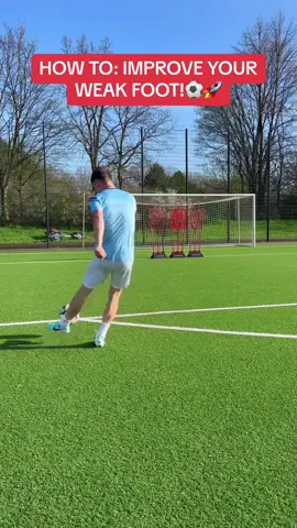 LEARN HOW TO IMPROVE YOUR WEAK FOOT!⚽️🚀 #football #Soccer #skills #tutorial 