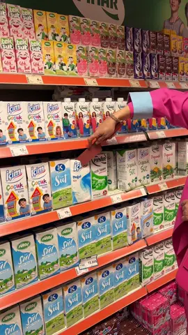 Alışveriş zamanı 😁🍰🛒 Shopping time 😁🍰🛒 #everythingiscake #realisticcakes #realorcake #cakeorfake #shopping