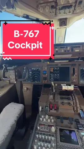 B767 cockpit #pilot #airlinepilot #aviation #pilotpete #pilotlife 