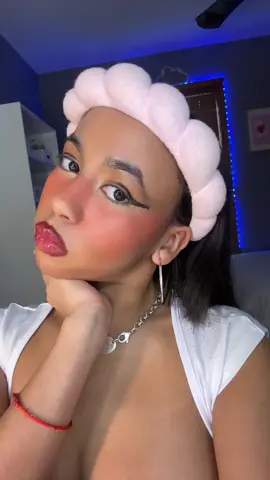 But she be banging that drake in my car💅 #makeup #grwm #fyp 