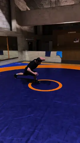 Insta: veliev_70  #fypシ #pourtoi #wrestling #lutte #fyp #вольнаяборьба #work #training #спорт #uww 