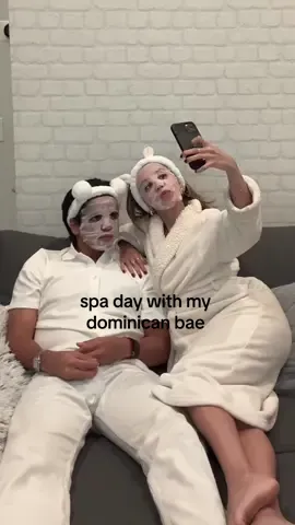 At home spa day with the sassy dominican