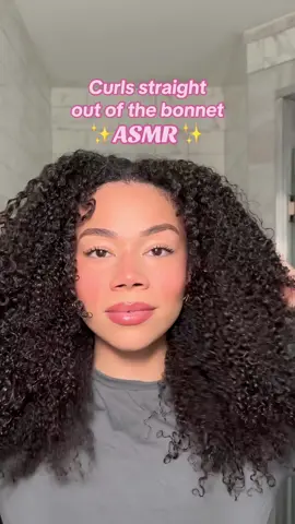 My favorite asmr ✨ #curlscurlscurls #3c4ahair #cachos #curlyhair #rizos #rizosnaturales #curlyhaircheck #curlygirl #curlyhairroutine #bonnetchronicles 