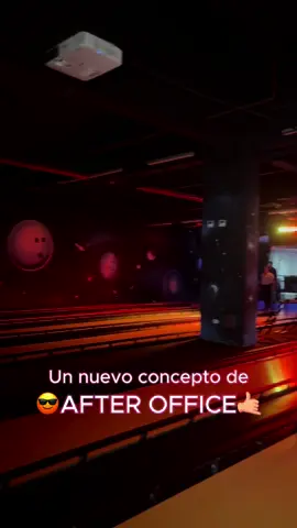 ¡Diversión Corporativa! 🎉 📈📉 Deja atrás el estrés de la oficina y comparte momentos de ✨CALIDAD✨ con la gente de la chamba🤙🏻🎳  #AfterOffice #Bolos #Chamba