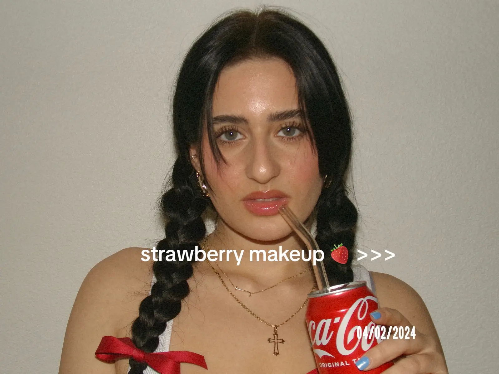 #fyp #fy #strawberries #cocacola #strawberryshortcake #strawberrymakeuplook #makeup #makeuplooks #wendys #fypシ #foryou #foryoupage #parati #fresas #lanadelreytok 