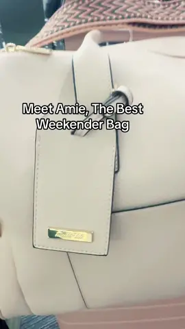 Meet Amie, she’s a MUST for all your travels ✈️🌎🚗🚆 #travel  #travelling  #OOTD  #TikTokFashion  #tiktokstyle  #springbreak 
