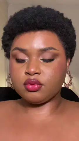 I will always be a gloss girlie & this formula from @Creative Gal Cosmetics is no exception ✨  I’m wearing the shade Troy P.S. this gloss smells like bubblegum  #fyp #makeupforblackwomen #lipgloss #SmallBusiness 
