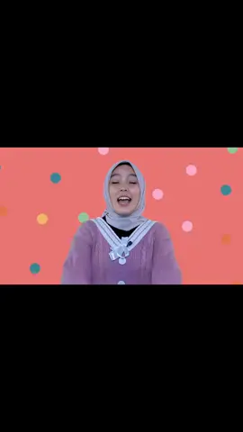 Belajar menggerakkan jari tangan  sumber YouTube : Kinderflik #tontonananak #nyanyiananak #laguanak #anak #kinderflix 