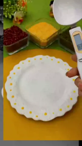 Ensure accurate measurements every time with the Electronic Spoon Scale. Its high-precision sensors provide reliable readings, making it perfect for measuring baby formula and portioning out infant feeding. Say goodbye to uneven servings and hello to consistent nutrition for your baby. #accuratemeasurements #highprecision #reliablereadings #consistentnutrition #babyscale #fyp 