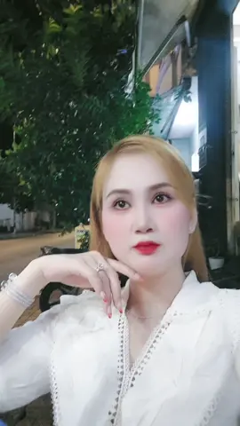 Không yêu thì buồn như chó cắn, yêu rồi thà để chó cắn còn hơn 😩#xuhuong 
