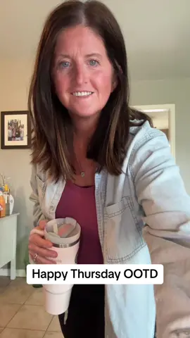 Sometimes the simplest videos take way to long…but here it is 🤷🏽‍♀️🤦🏽‍♀️ #happythursday #OOTD #whatimwearing #springstyle #wfhoutfit #fashionover40 