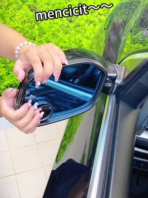 Cukup semprot dan lumasi dalam 1 detik. Saya sudah membeli kembali 3 kali!