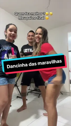 Olha como ela dança 🤭. #familia #trio #bondedasmaravilha #dancinha #fyyy 