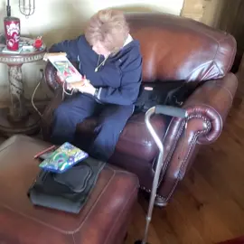 I wonder if she was just too sweet to correct me ;)#mom #bestmomever #iloveyou #dog 