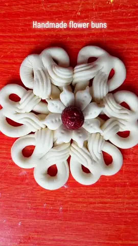 Handmade steamed buns made in this way are beautiful and delicious. Do you like them?#foryou #usa #fly #tiktok #DIY #food #buns #flour 