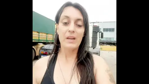 Nossa parceira @adonamikado113 deu uma passada na unidade Motz de Imbituba/SC e mostrou tudo sobre essa visita! 😮 Não perca tempo e faça como ela, garanta as melhores cargas espalhadas pelo Brasil inteiro clicando no link da bio! 🚚💨 #Motz #mikado113 #publi #caminhao #caminhoneiro #transportes #fretes #somostodoscaminhoneiros #cargas #boracarregar