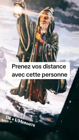 il est urgent que je vous dévoile cette personne qui vous veut du mal en continue #carte #voyance #tiragedecarte #medium #tiragedecartesoracle 