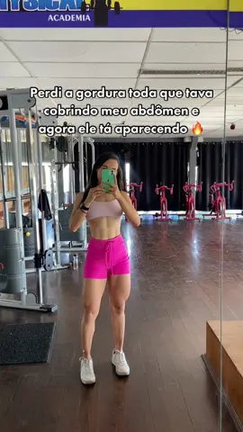 Sempre tive a barriga molenga, muita gordura na região abdominal, mas quando eu decidi que ia perder toda aquela gordura,  nada ia me parar ate comseguir. E assim foi! Hoje sem toda aquela gordura, meu abdômen já está marcando. 🤩🤩🤩🤩 #gym #emagrecimento #gorduracorporal #GymTok #gymrat #treino #dieta #Fitness #gymmotivation #academia #foryou #viralizar 