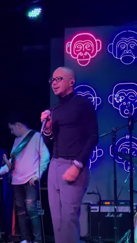 Check out @Luke Mejares’ live performance of “Kahit Kailan” ✨ Catch him perform live tonight, April 5! 🐒 #lukemejares #12monkeysph #bar #Pasig #Manila #Philippines #foryoupage #fyp 
