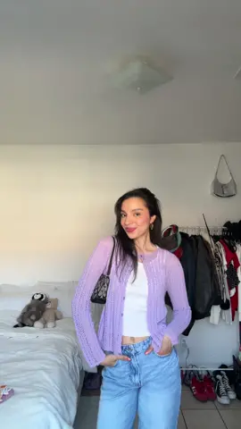 This cardigan just screams spring 💜