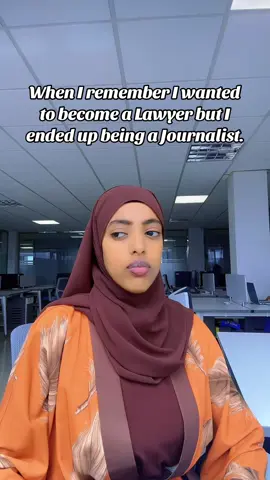 Some one called me ‘አውርቶ አደር’.  😀 #jornalism #journalist #foryoupage #fypシ #ethiopian_tik_tok🇪🇹🇪🇹🇪🇹🇪🇹 #viralvideo 