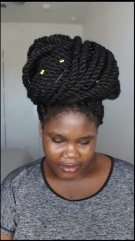 Did you miss us? 🥰  #makeuptutorial #makeuptransformation #makeuptransition #makeuptrend #makeupartist #transition #trending #okguyswereback #didyoumissme #fyp #viral #blackgirltiktok #blackgirlmakeup #blackgirlfollowtrain #blowthisup 