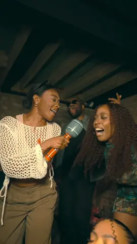 Name a song that will have you singing at the top of your lungs? 🫁😩🎤 We’ll go first… NO ONE BY ALICIA KEYS! 🔥 Link in bio for tickets! 🎟️ #rnb #rnbvibes #rnbmusic #throwback #2000srnb 