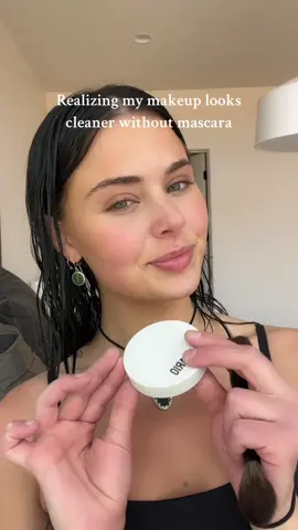 No mascara this summer?? - - #grwm#nomakeup#cleanmakeup#cleangirlmakeup#cleangirlaesthetic#summermakeup#glowymakeuptutorial#nomascara#sunkissedmakeup#oliveskin#naturalmakeup  