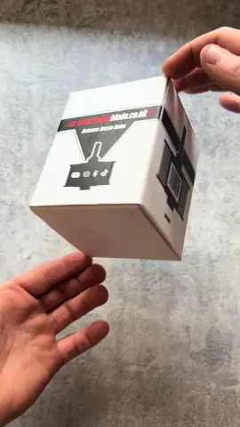 Whats in the box? With every purchase we supply a custom protective twist lock container to keep your Revivablade stored securely and safely when its not in use😉👍🏼 #plumbers #asmr #asmrsounds #asmrvideo #unboxing #electrician #construction #plasterer #DIY #carpentry #recycling 