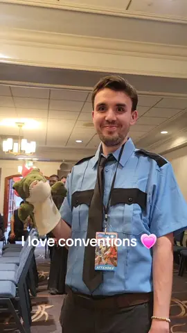 meeting Jojo cosplayers is always fun, especially if it's a character I don't see done a lot #stoneocean #cosplay #jjba 
