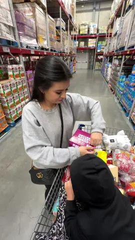 They had no samples so we were eating our groceries 🥹 #MomsofTikTok #momlife #momtok #youngparents #parentsoftiktok #girlythings #girlytok #spendthedaywithme #dayinmylife #dayinthelifevlog #dayinthelifeofamom #ditlofamom #grocery #groceryshopping #groceryhaul #samsclub #samsclubscanandgo #samsclubfinds #groceryshopwithme #shopwithme #shopwithmeatsamsclub #bulkgroceries #foodshopping #groceryprices #samsclubmusthaves #relatable #couplesoftiktok #girlhumor #relatablemom 