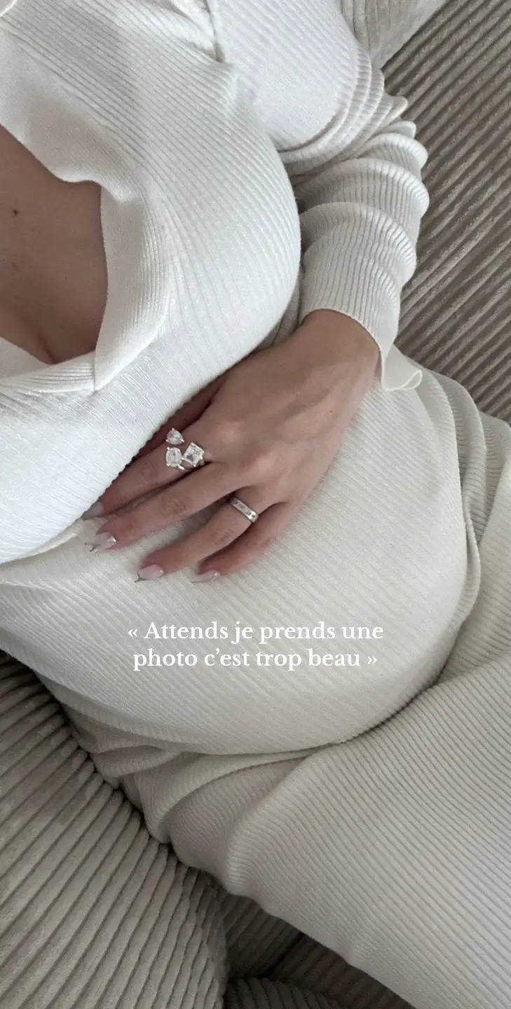 « Le bisous au bébé » 🥹 je pleure a chaques fois  #trend #baby #pregnancy #grossesse #babylove #family #pregnantbelly 