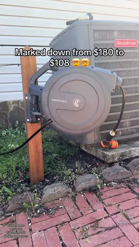 Retractable garden hose reel. #gardening #gardenhose #springsavings #Outdoors #backyarddiy 