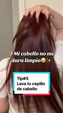 Tip#5 💖 ⬇️ Entre chicas no guardamos secretos😎✨, menos tips de belleza.. parecen cosas tontas pero afectan al crecimiento y brillo del cabello.  #cuidadopersonal #cuidadodelcabello #cabellosano #hairtutorial #cabellolargo #preshampoo #prepoo #limpezadepele #tipsdecanto 