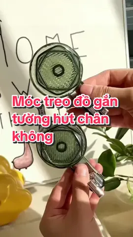 Móc treo đồ gắn tường hút chân không siêu chắc chắn #moctreodo #moctreohutchankhong #moctreododanang #moctreodohutchankhong #cochutchankhong #giadungtienich 