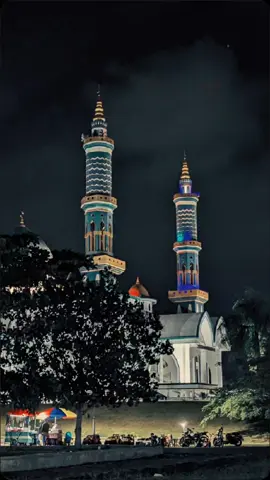 Sudah berasa bau-bau lebaran Masjid Agung Darussalam Taliwang Sumbawa Barat  #masjid #taliwang #ramadhan #lebaran #sumbawabarat #sumbawa #ntb #mudik 