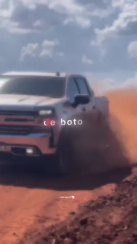 Entra na Defender…❤️🤠 #sertanejo #luanpereira #lp #mcdaniel #caminhonete #agro #agroparastatus #CapCut #tipografia #darocapromundo #editsagro #osbruto #agronaopara #cowboy #country #agronomia #pecuaria #agroboy #agropaty #agrogirl 