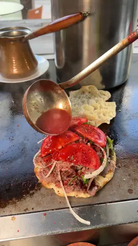 Gobit döner 🙋‍♂️ Zavallı döner / #Adana 📍 #Reklam Uzun zamandır gitmediğim zavallı döneri sizlerle paylaşmak istiyorum. Kendime şöyle gobit ekmeğinde güzel bi döner yaptırıp afiyetle yedim. Tavsiyemdir şimdiden afiyet olsun. Konum: Kurtuluş mah, 64015 sk. 01130 Seyhan/Adana  #SokakLezzetleri #NeYesekYaa #Food #EtDöner