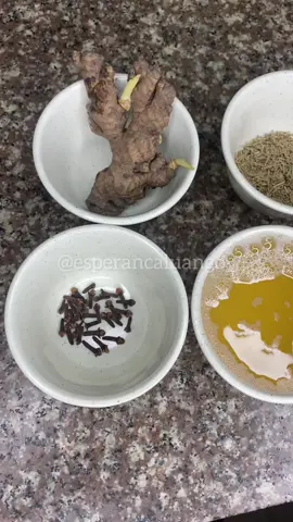 Pensa numa receita caseira que ajudará no combate a queda, ressacamento capilar e estimulará o crescimento saudável do seu cabelo!   Receita: 2 colheres de alecrim  200 ml de óleo de coco 1 colher de chá de cravos da Índia  1 gengibre grande  #tutorial #receitacaseira #crespo #fypシ゚viral #fy #angola🇦🇴portugal🇵🇹brasil🇧🇷 #palops🇦🇴🇲🇿🇸🇹🇨🇻🇬🇼 #saotomeeprincipe🇸🇹🥰 