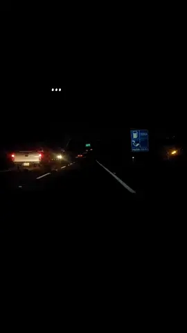 y nada...... #parati #Viral #carretera #noche #felicidad #salsa #salsaromantica #grupogale #yanopuedoamarte #hevueltomedicestanfacil🤔💃❗ 